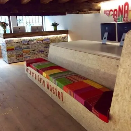 Hostel Antwerp City Hostel *